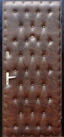 Фотография «Дверь металлическая с винилискожей №24»